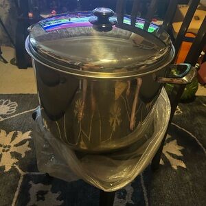 Stainless Steel Stock Pot with Lid